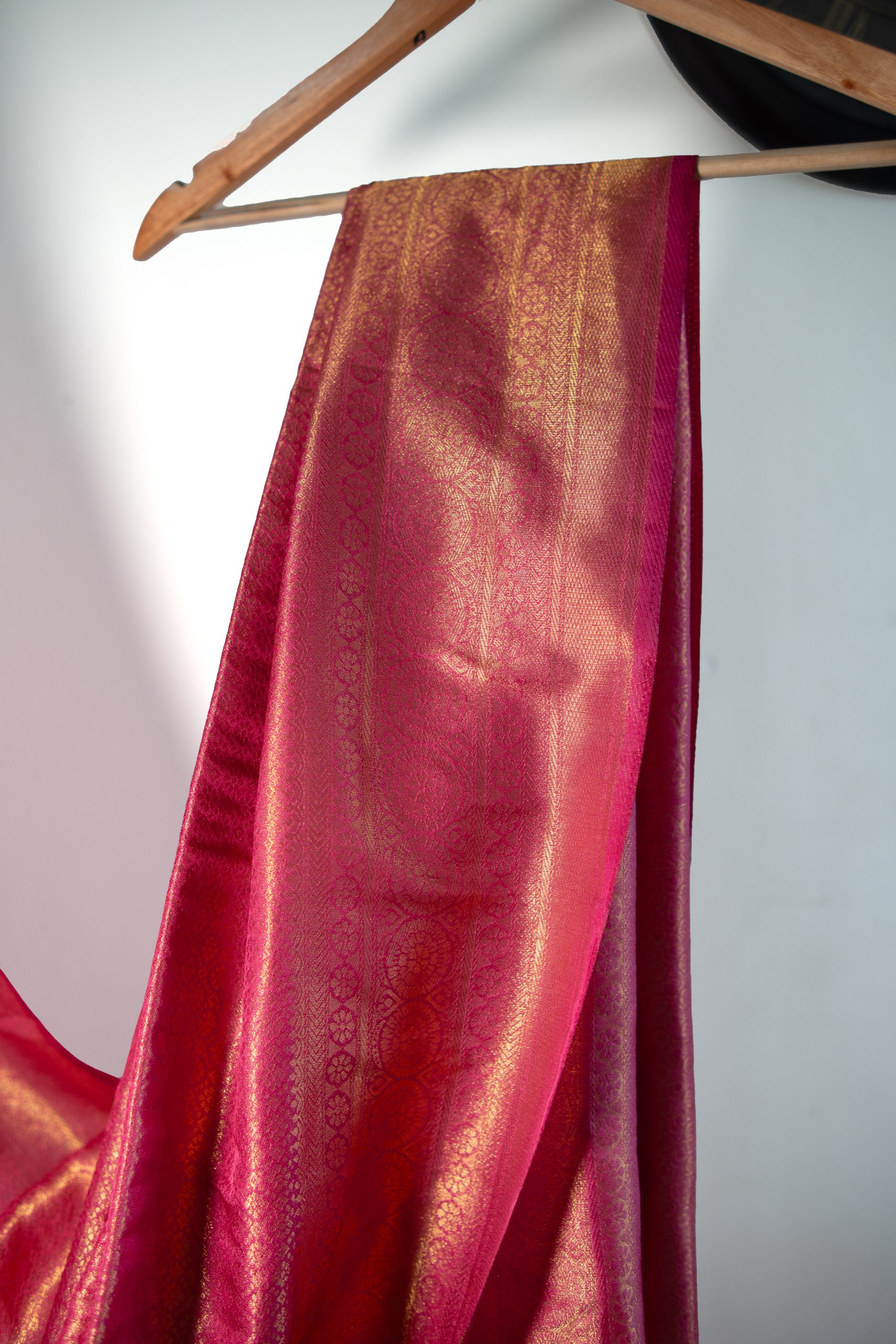 Viscose Saree full body zari brocade - Image 2